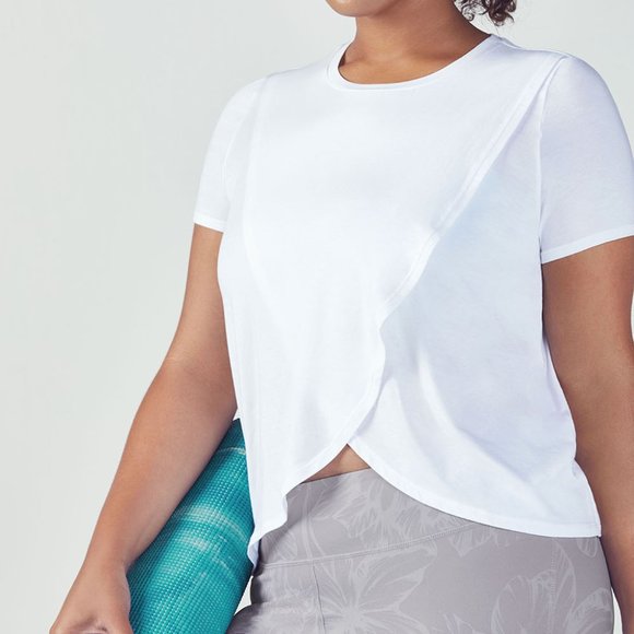 Fabletics Tops - Fabletics Veena Short Sleeve Workout Tee